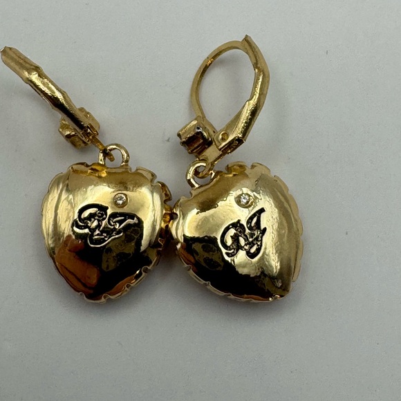 New W/ Tags Betsey Johnson Radish Heart Drop Earrings Iridescent Crystal Accents - Picture 6 of 11